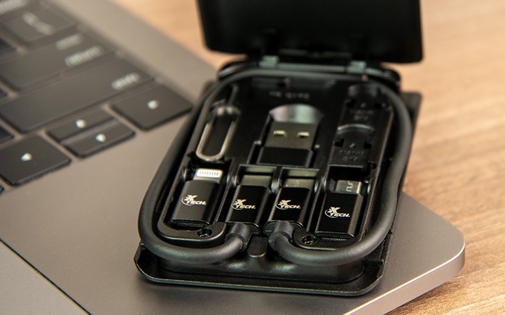 Estuche Portatil Multifuncional XTC570