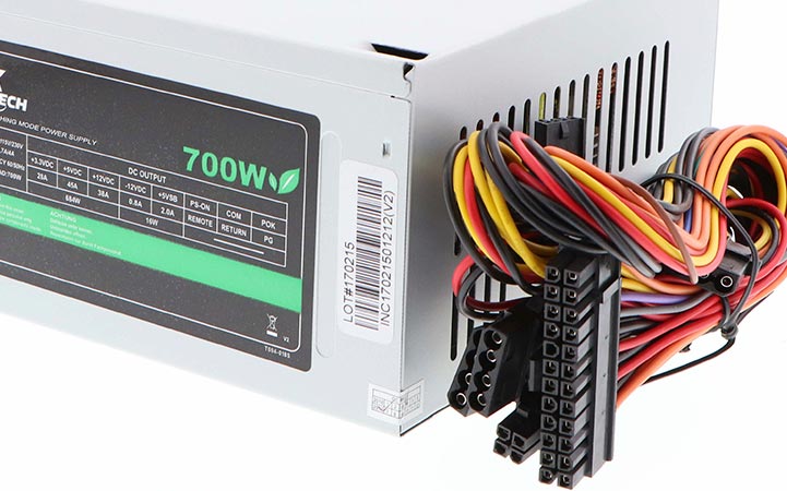 Xtech LLK - CS850XTK08 Fuente De Alimentación De 700W